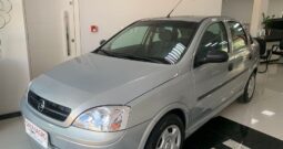 CORSA SEDAN 2004