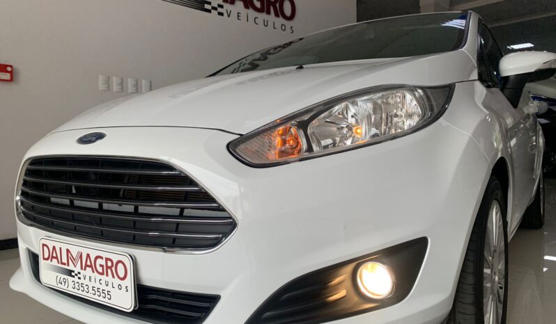 NEW FIESTA TITANIUM 2015 full