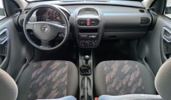 CORSA SEDAN 2004 full