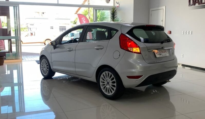 NEW FIESTA TITANIUM full