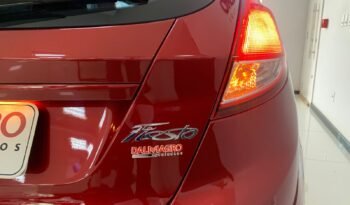 NEW FIESTA SE – 2015 full
